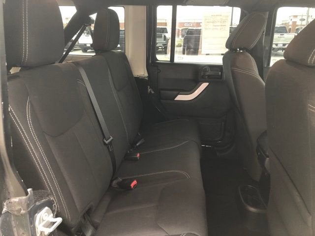 2017 Jeep Wrangler Unlimited Sahara 4x4