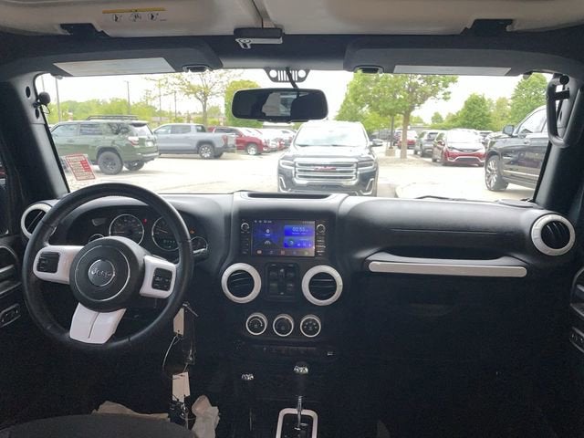 2017 Jeep Wrangler Unlimited Sahara 4x4