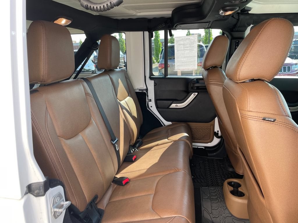 2016 Jeep Wrangler Unlimited Sahara
