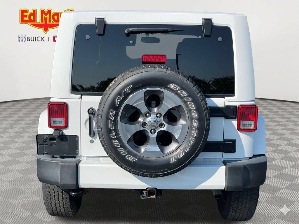 2016 Jeep Wrangler Unlimited Sahara