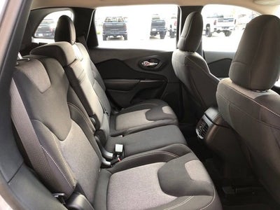 2015 Jeep Cherokee Sport