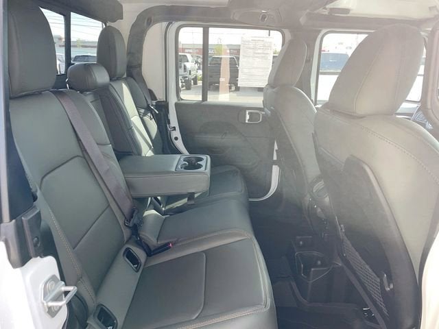 2025 Jeep Gladiator Mojave 4x4