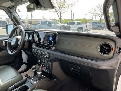 2025 Jeep Gladiator Mojave 4x4