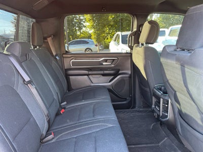 2020 RAM 1500 Big Horn Crew Cab 4x4 5'7" Box