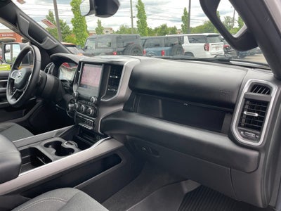 2022 RAM 1500 Big Horn Quad Cab 4x4 6'4" Box
