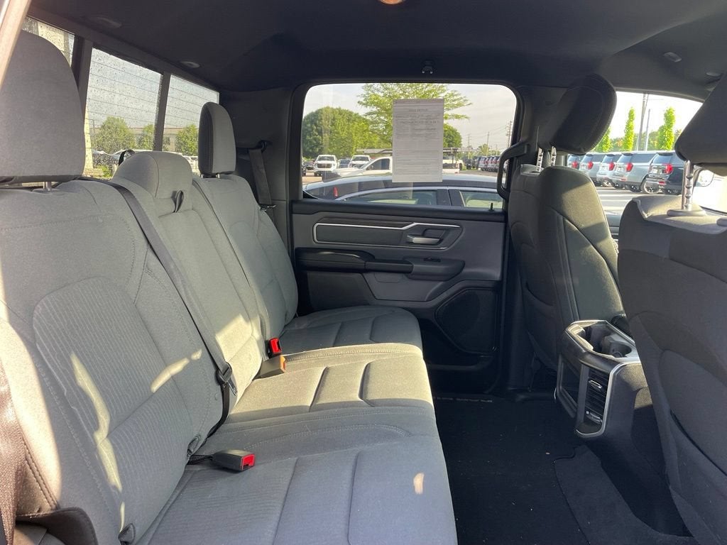 2021 RAM 1500 Big Horn Crew Cab 4x4 5'7" Box