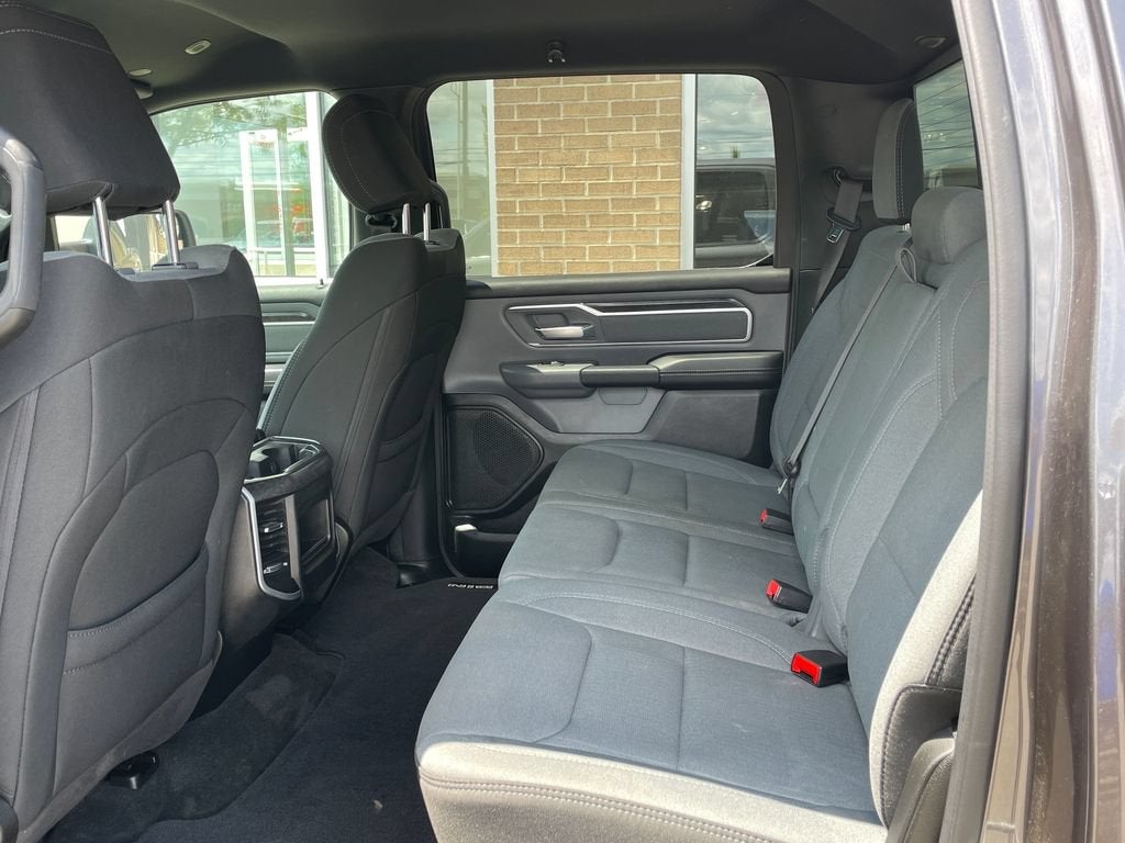 2021 RAM 1500 Big Horn Crew Cab 4x4 5'7" Box