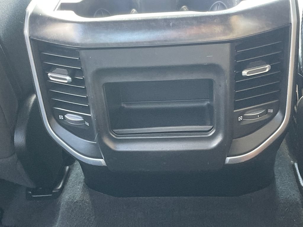 2021 RAM 1500 Big Horn Crew Cab 4x4 5'7" Box