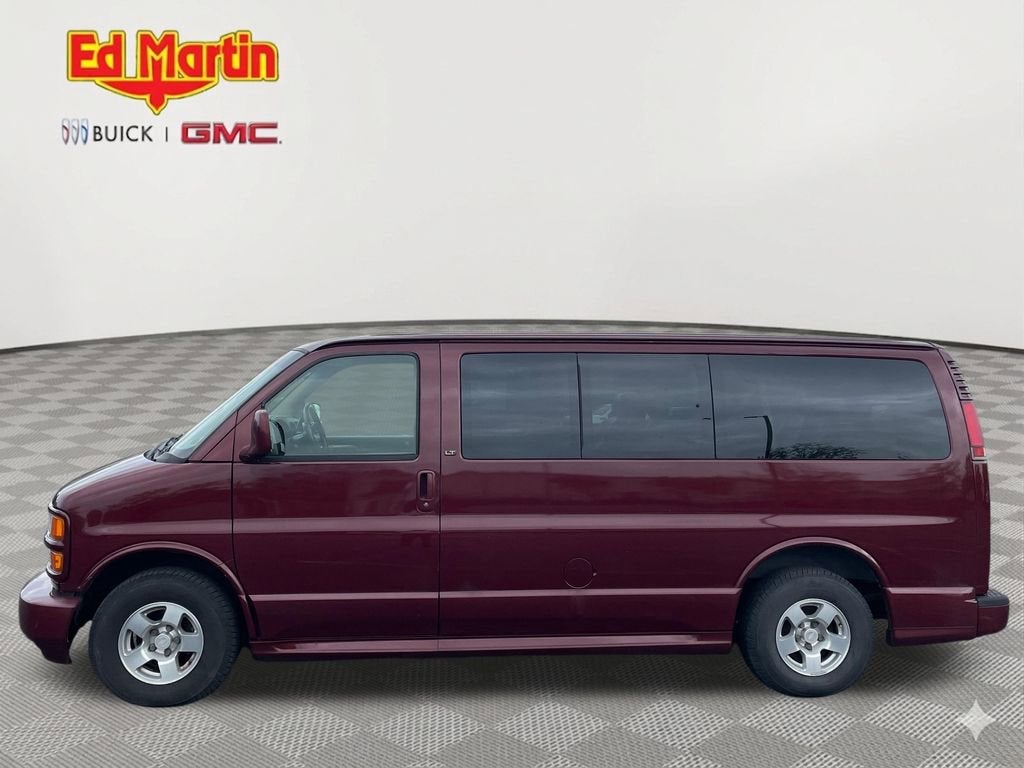Used 2002 Chevrolet Express LT with VIN 1GBFG65RX21102715 for sale in Carmel, IN