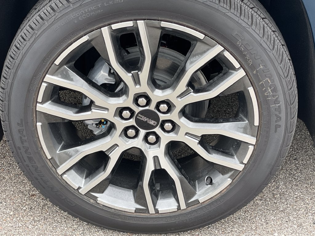 2027 GMC Acadia Denali Ultimate