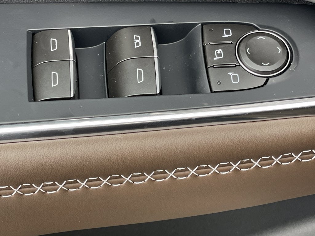 2027 GMC Acadia Denali Ultimate