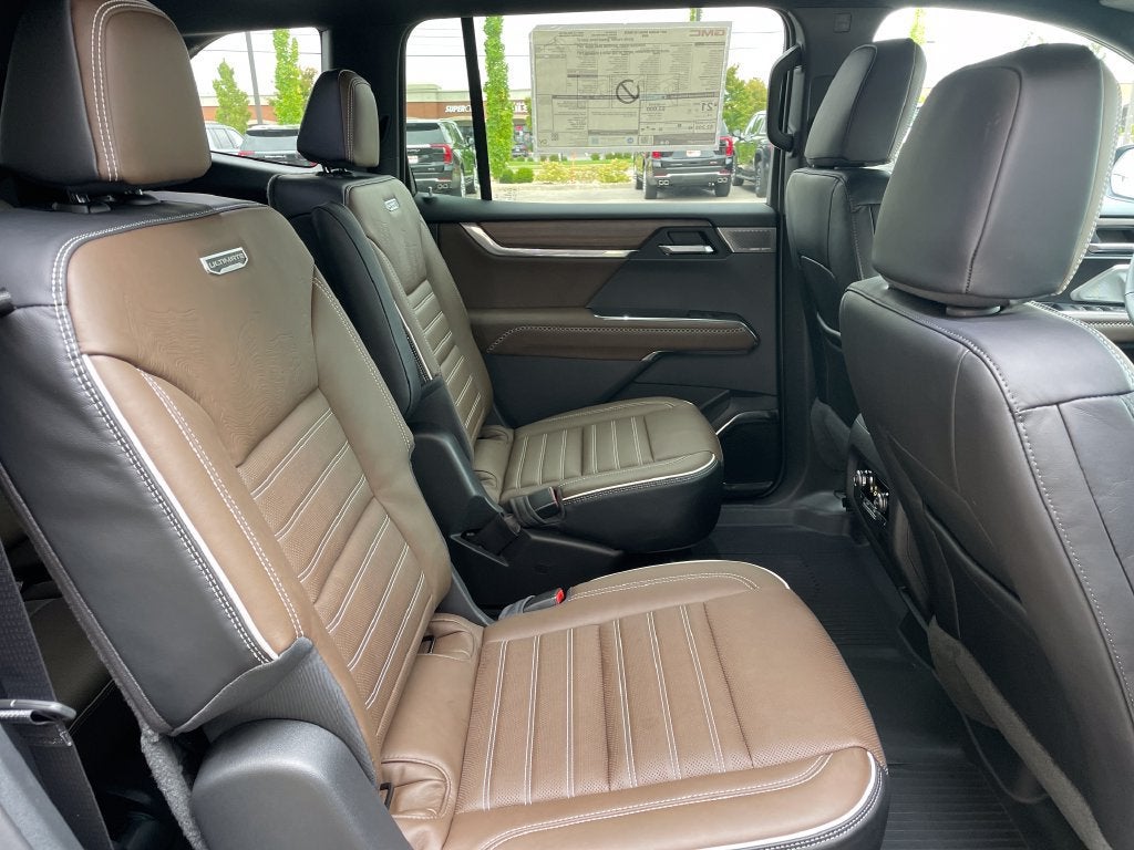 2027 GMC Acadia Denali Ultimate