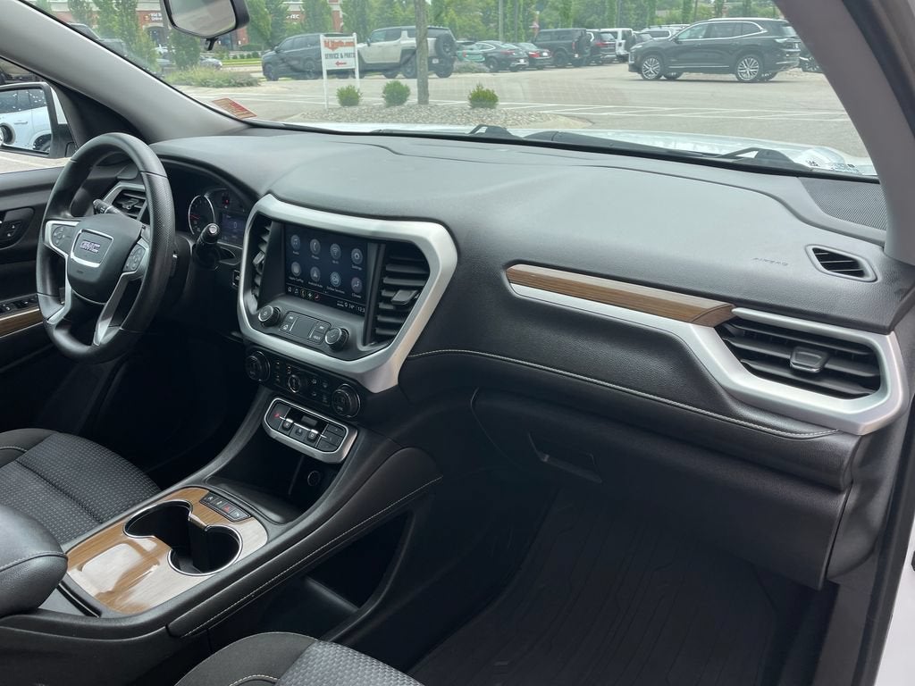 2021 GMC Acadia SLE