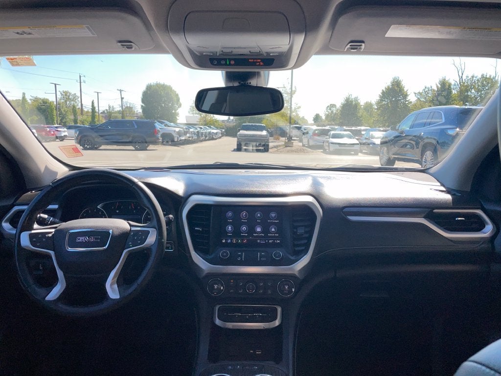 2022 GMC Acadia SLT