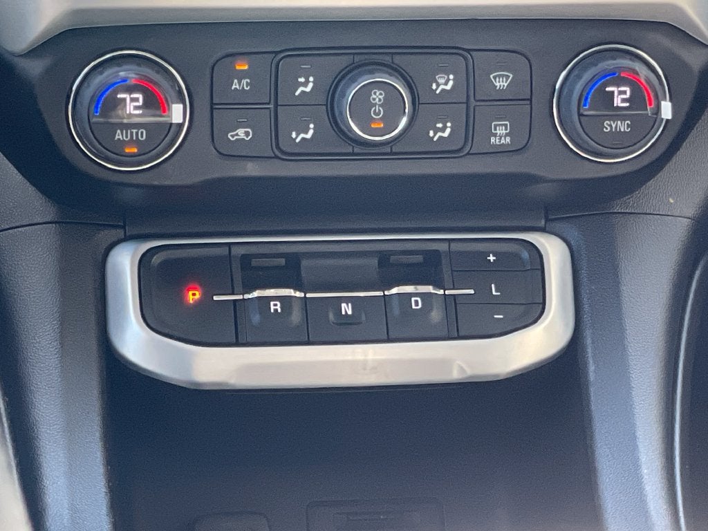 2022 GMC Acadia SLT
