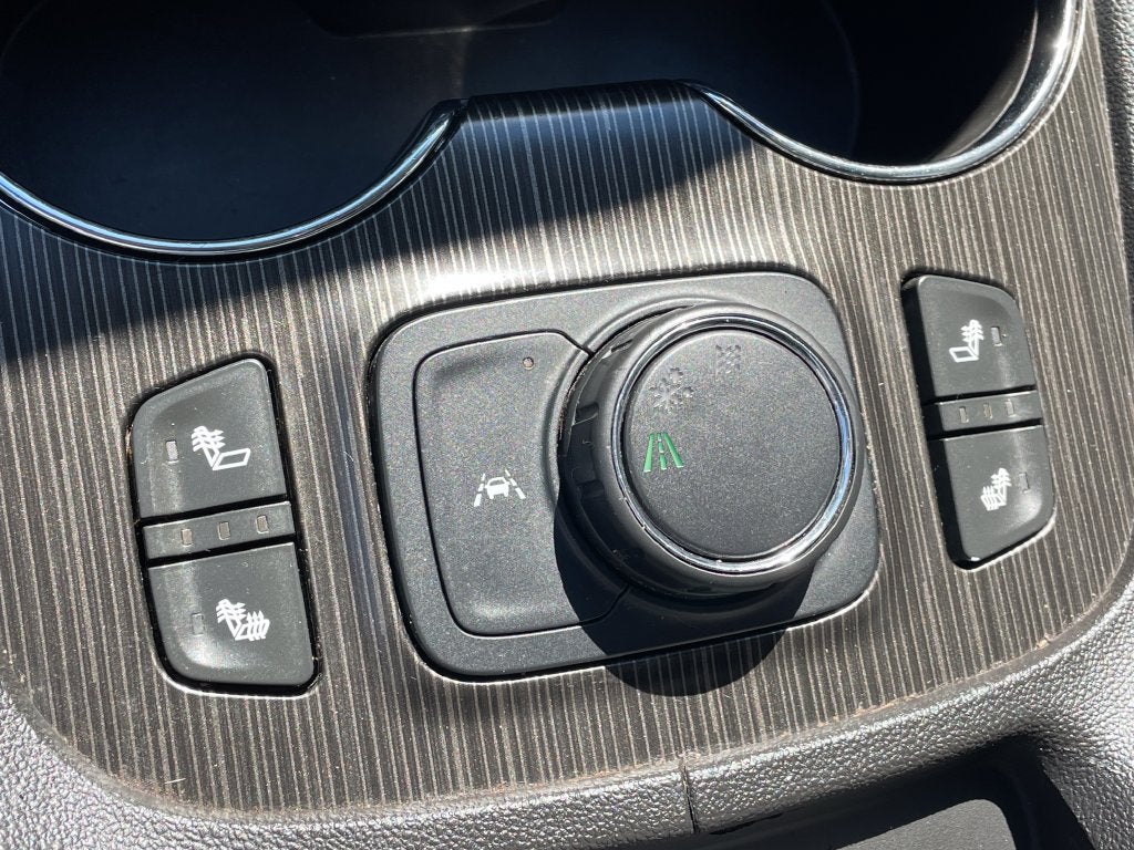 2022 GMC Acadia SLT