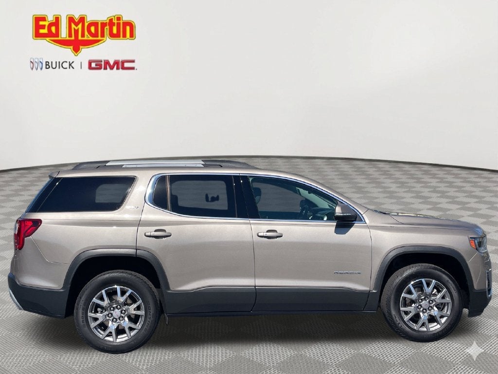 2022 GMC Acadia SLT