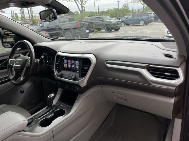 2018 GMC Acadia SLT