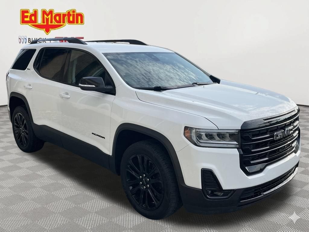 2023 GMC Acadia SLT