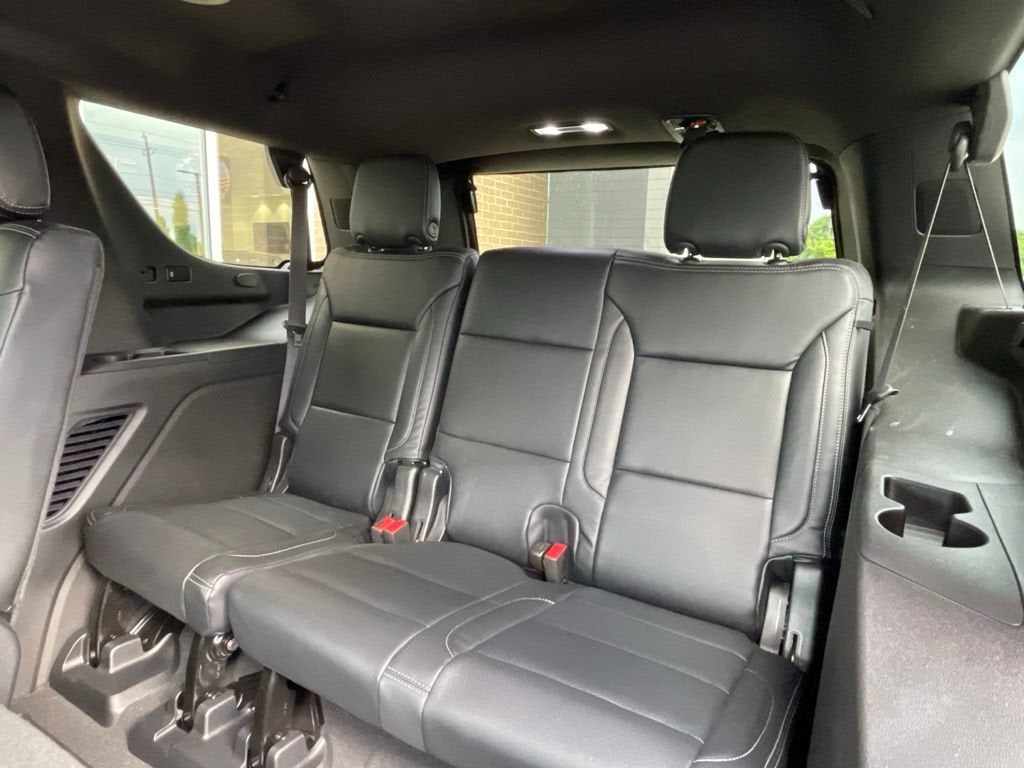 2023 GMC Yukon SLE