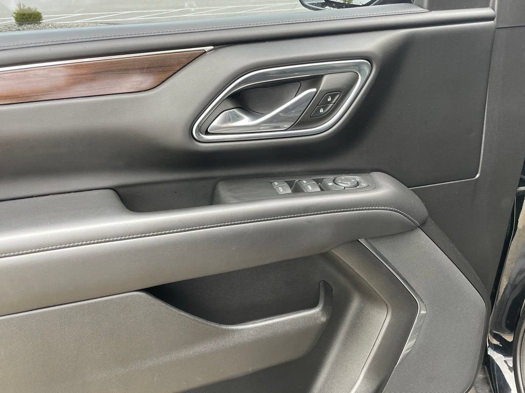2023 GMC Yukon SLE