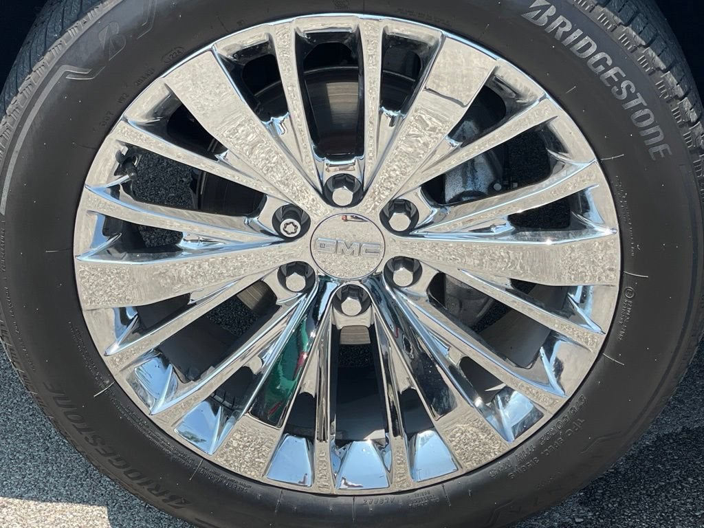 2022 GMC Yukon SLT