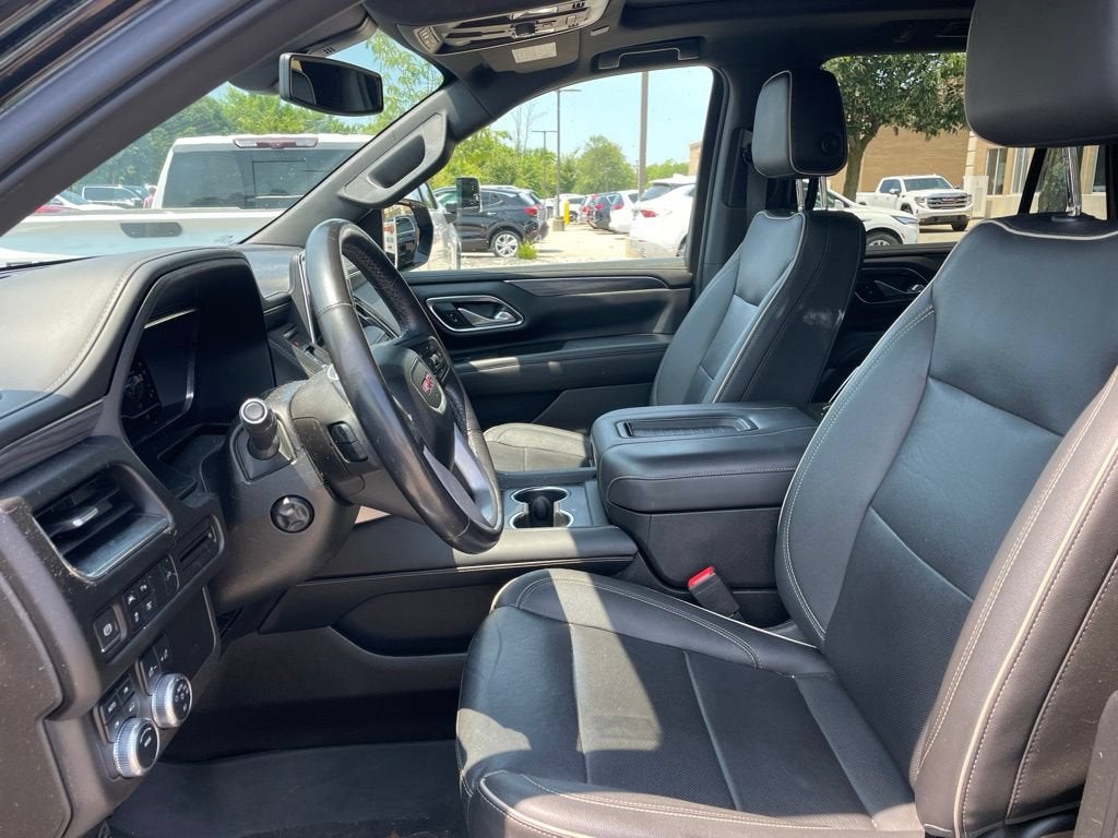 2022 GMC Yukon SLT