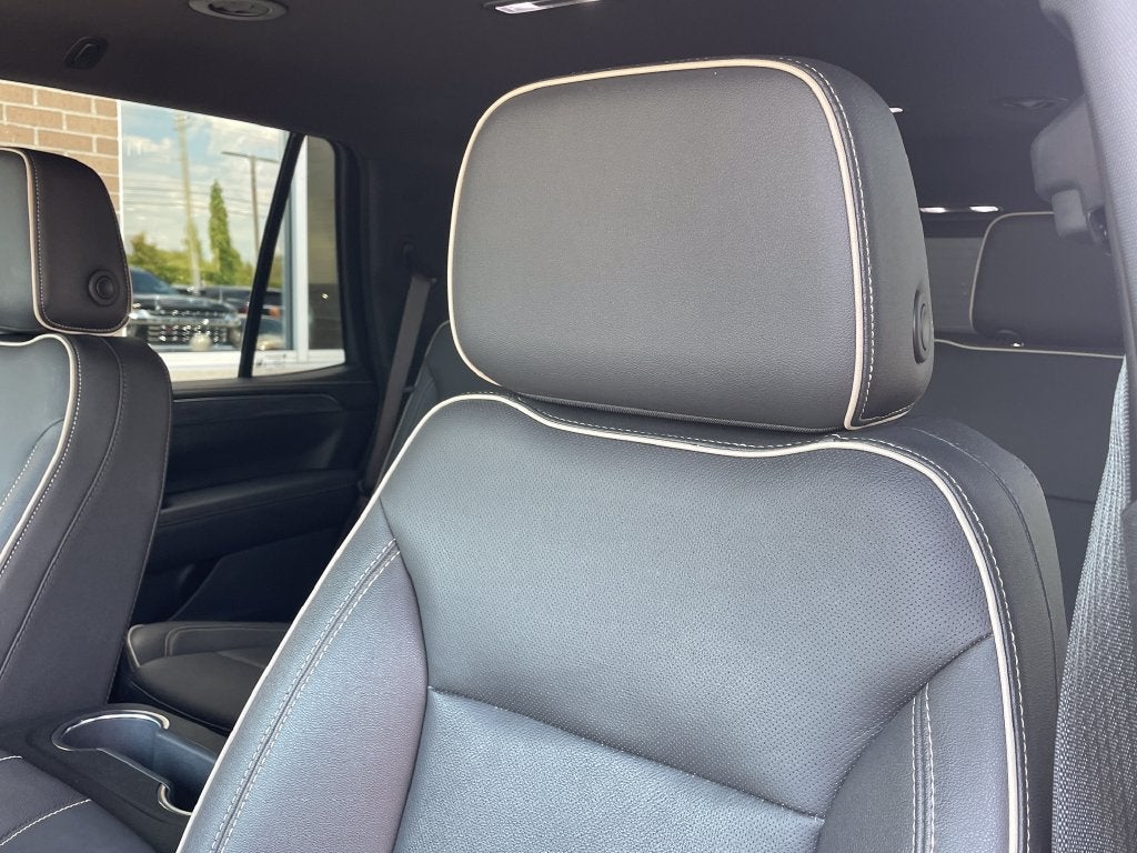 2024 GMC Yukon SLT