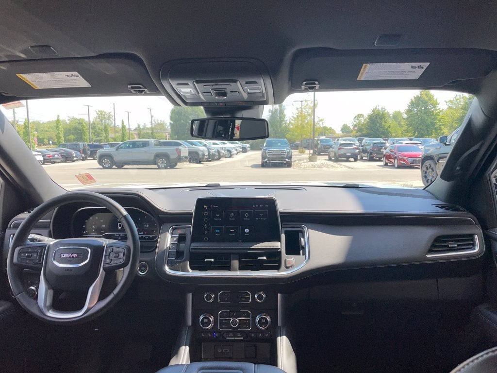 2024 GMC Yukon SLT