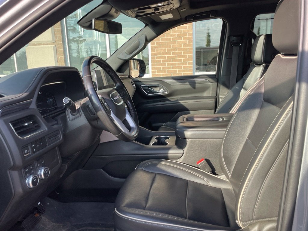 2023 GMC Yukon SLT