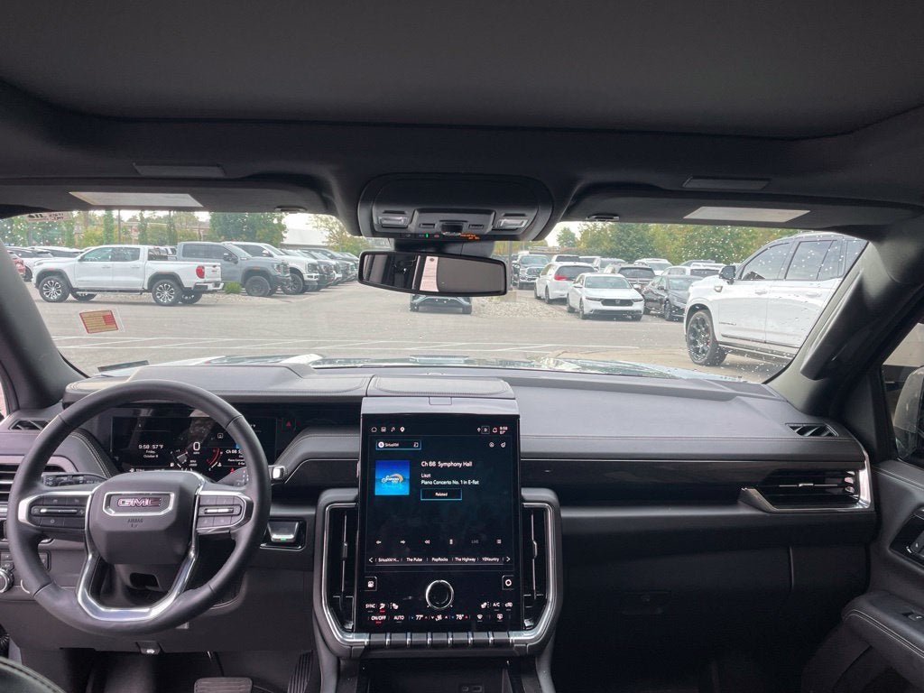 2025 GMC Yukon Elevation