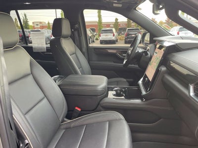 2025 GMC Yukon Elevation