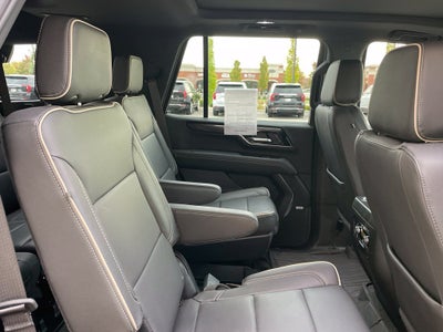 2025 GMC Yukon Elevation