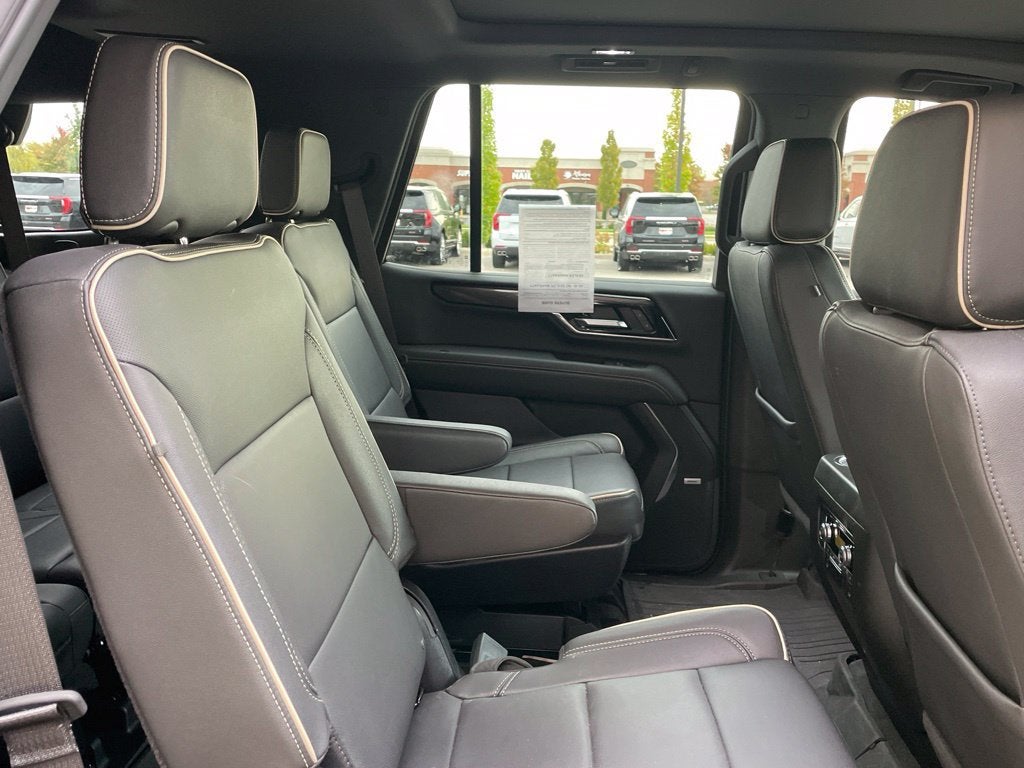 2025 GMC Yukon Elevation