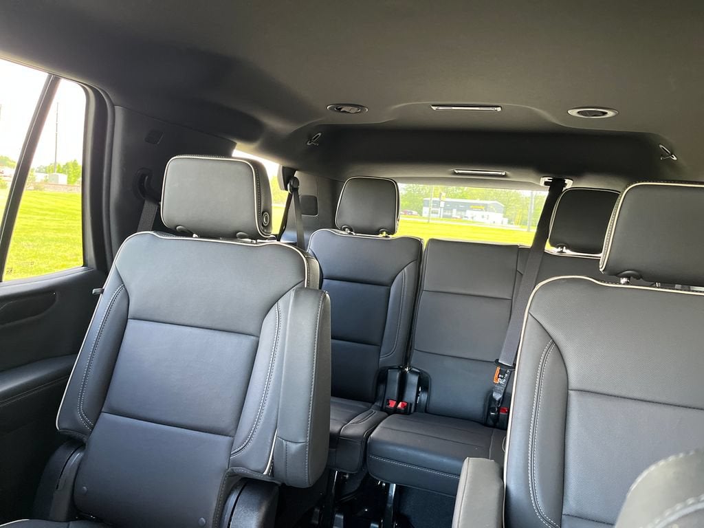 2025 GMC Yukon Elevation