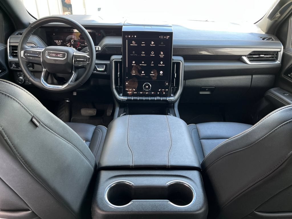 2025 GMC Yukon Elevation