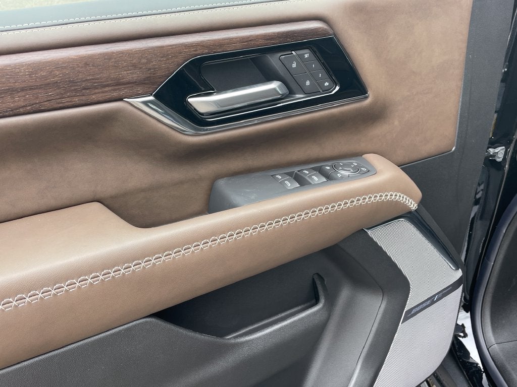 2027 GMC Yukon Denali Ultimate