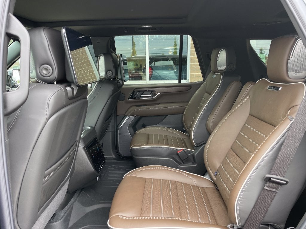 2027 GMC Yukon Denali Ultimate
