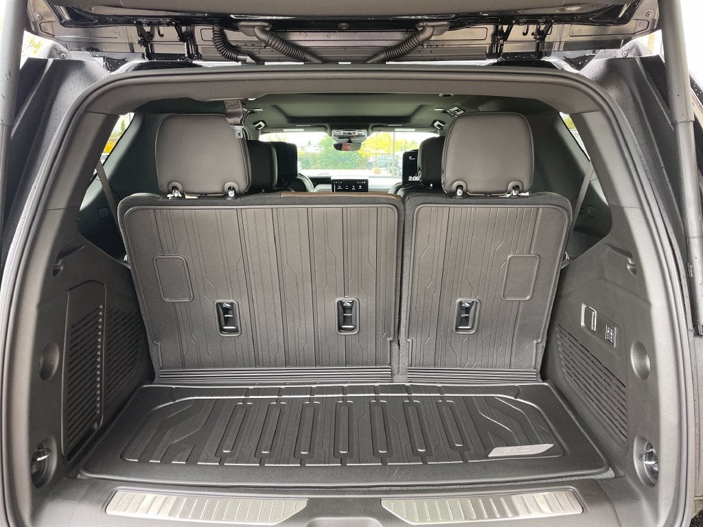 2027 GMC Yukon Denali Ultimate