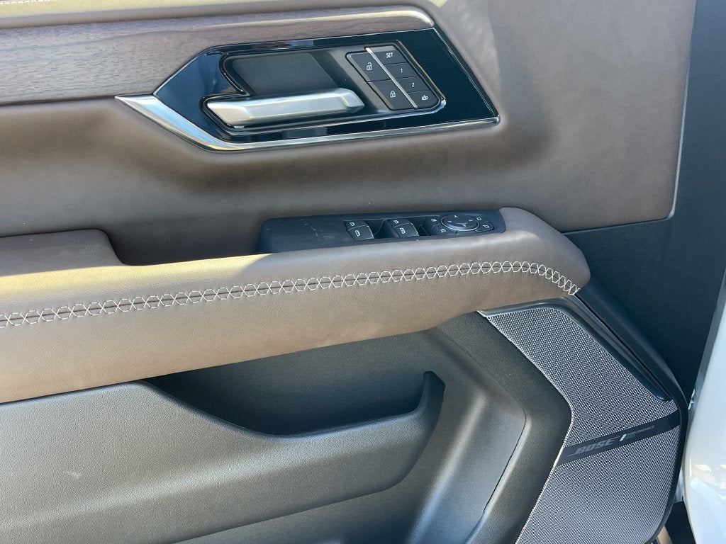 2027 GMC Yukon Denali Ultimate