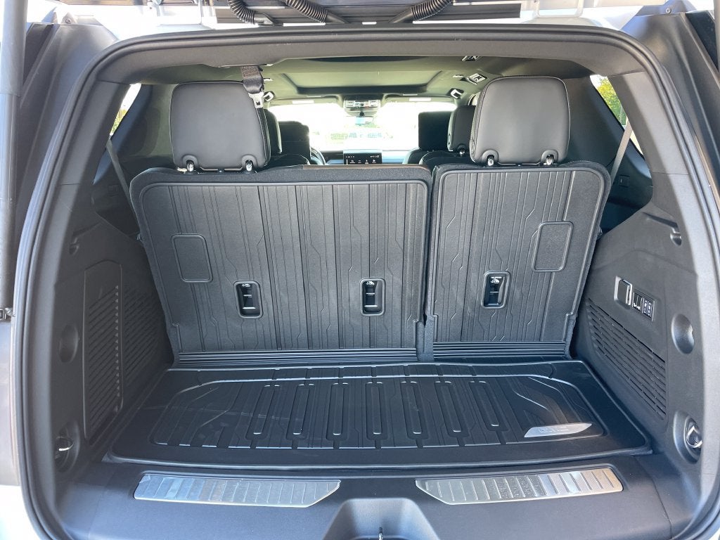 2027 GMC Yukon Denali Ultimate