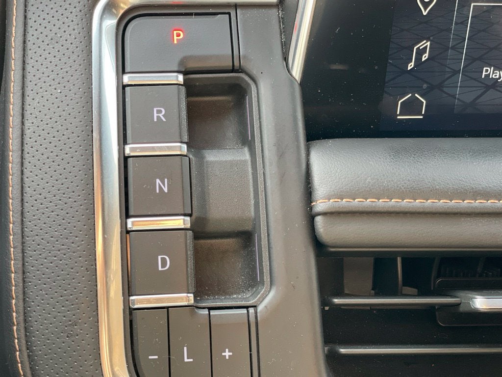 2024 GMC Yukon XL AT4