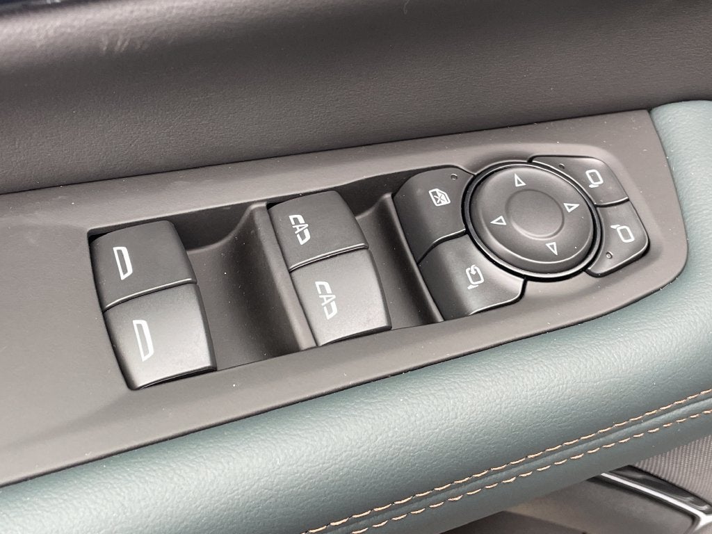 2027 GMC Yukon XL AT4