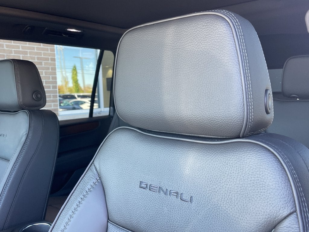 2027 GMC Yukon XL Denali - Photo 28
