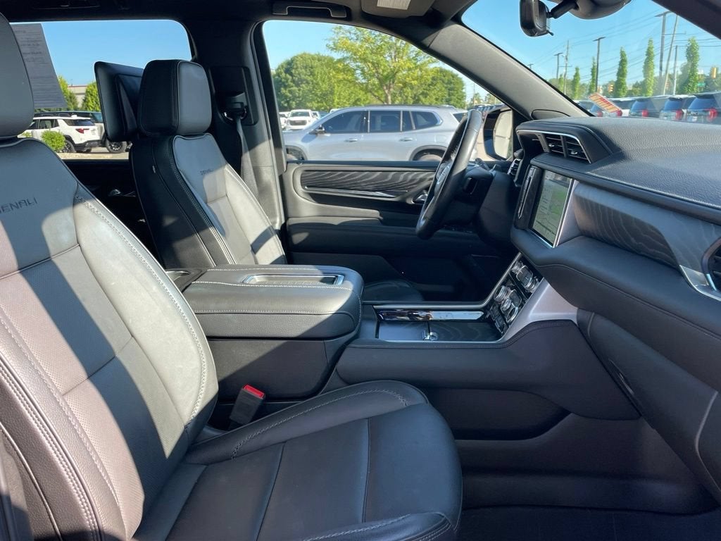2023 GMC Yukon XL Denali