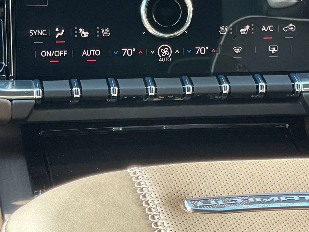 2026 GMC Yukon XL Denali Ultimate - Photo 20