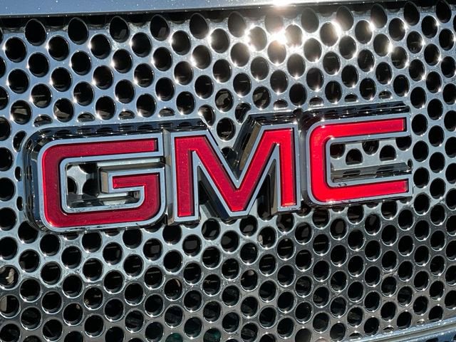 2013 GMC Yukon XL Denali