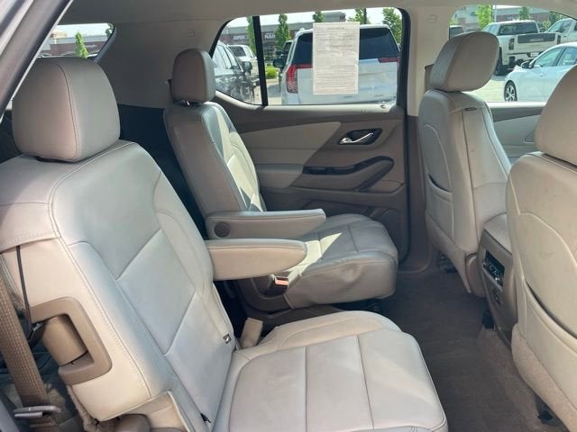 2021 Chevrolet Traverse LT Leather