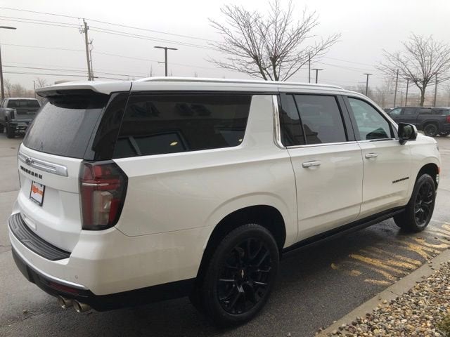 2023 Chevrolet Suburban High Country
