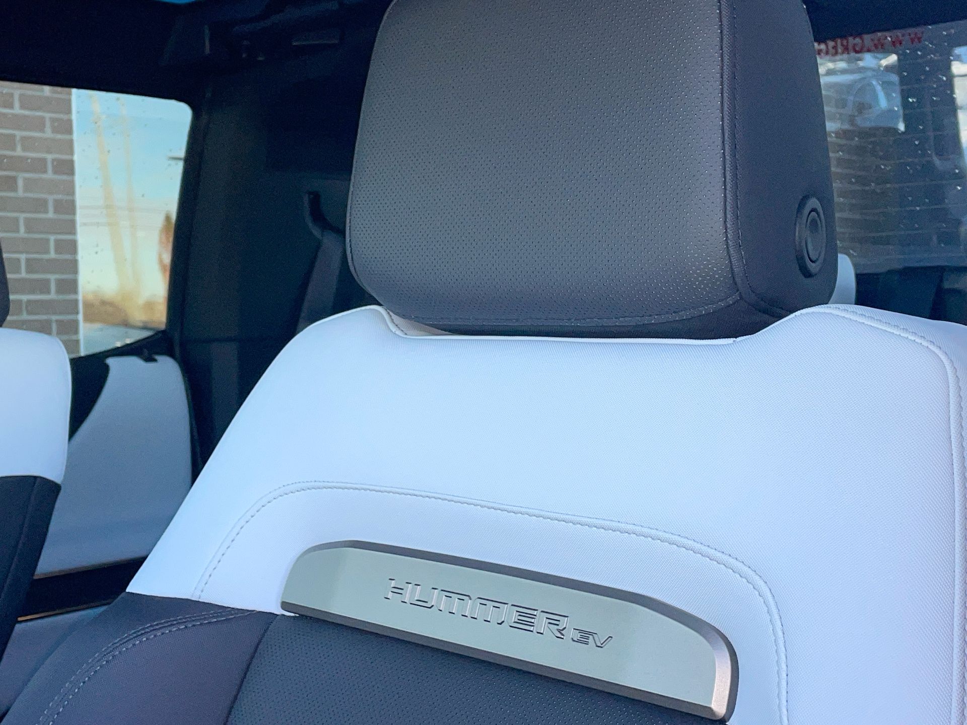 2025 GMC HUMMER EV Pickup 2X